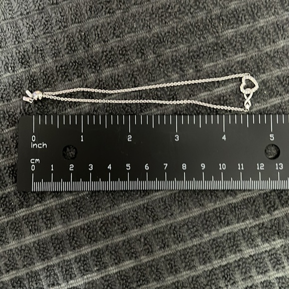 LIKE NEW - Swarovski Infinity Heart Crystal Bracelet - Picture 4 of 6